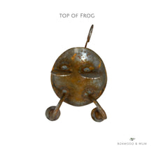 Load image into Gallery viewer, Rusty Frog Garden Decor Rustic Home Decor Whimsical Frog Outdoor Yard Art