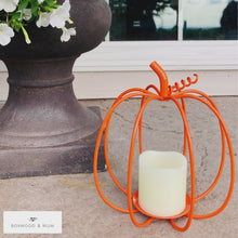 Load and play video in Gallery viewer, Fall Pumpkin | Rustic Pumpkin Décor | Outdoor Indoor Farmhouse Pumpkin - Powder Coated and Made in the USA!
