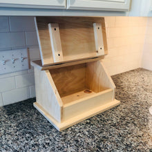 Load image into Gallery viewer, kitchen storage wooden bread box farmhouse style